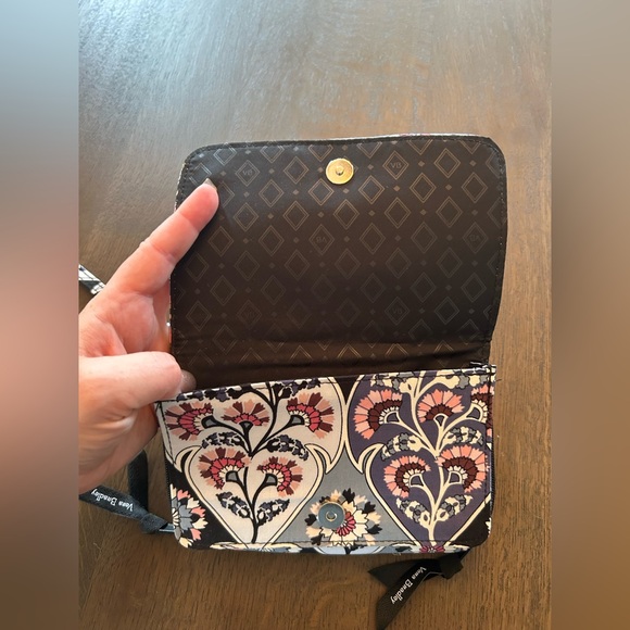 Vera Bradley NWOT wallet crossbody purse floral pink purple white oranate blooms - Picture 6 of 8